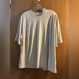 Abercrombie & Fitch Cream Crewneck Tee NWT size Large